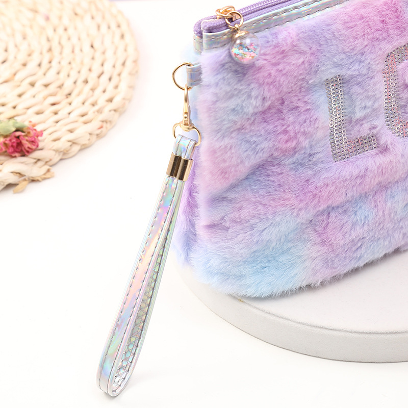 2021 New Plush Cosmetic Bag Women's Love Embroidered Hand Body Portable Women's Storage Bag Can Be Wholesale and Customized 2021 New Plush Cosmetic Bag Women's Love Embroidered Hand Body Portable Women's Storage Bag Can Be Wholesale and Customized