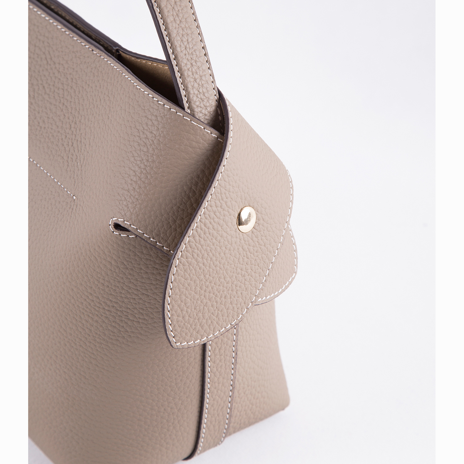 2022 Export to France Foreign Trade Niche Swan Baotou Layer Litchi Pattern Cowhide Tote Half-Handmade Commuter Women's Bag