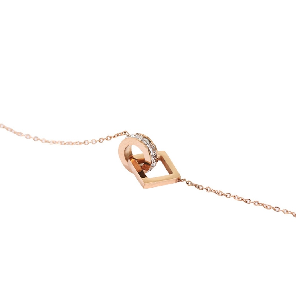 Korean Web Celebrity Simple Titanium Steel Necklace female color Rose Gold four-leaf swan Clavicular chain Pendant stands