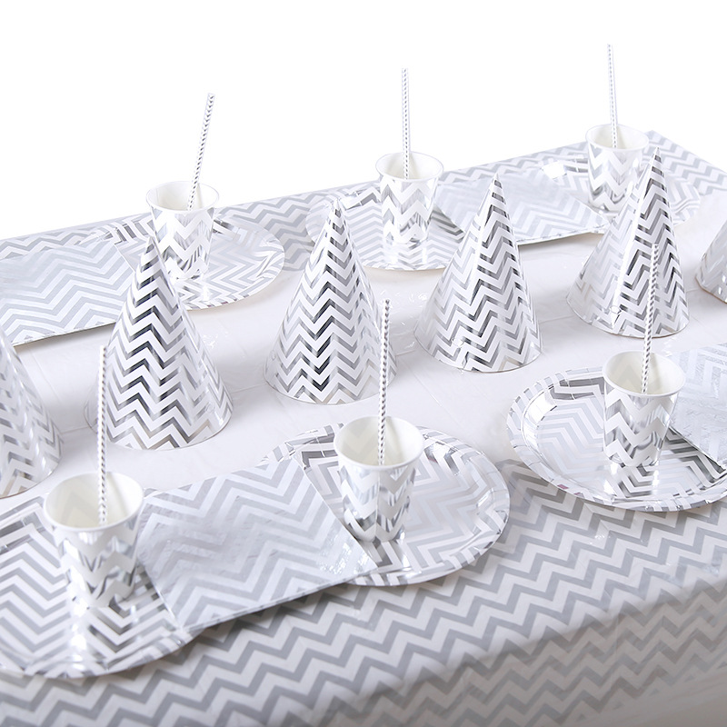 The New party hot plate corrugated paper towel hot plate party supplies party decorations corrugated paper plate tablecloth
