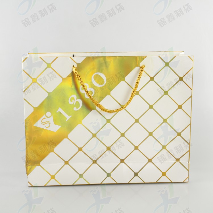 Kraft Paper Bag Copper Plate Paper Bag Clothes' Packaging Portable Paper Bag Sample Setting White Card Paper Gift Bag Kraft Paper Bag Copper Plate Paper Bag Clothes' Packaging Portable Paper Bag Sample Setting White Card Paper Gift Bag