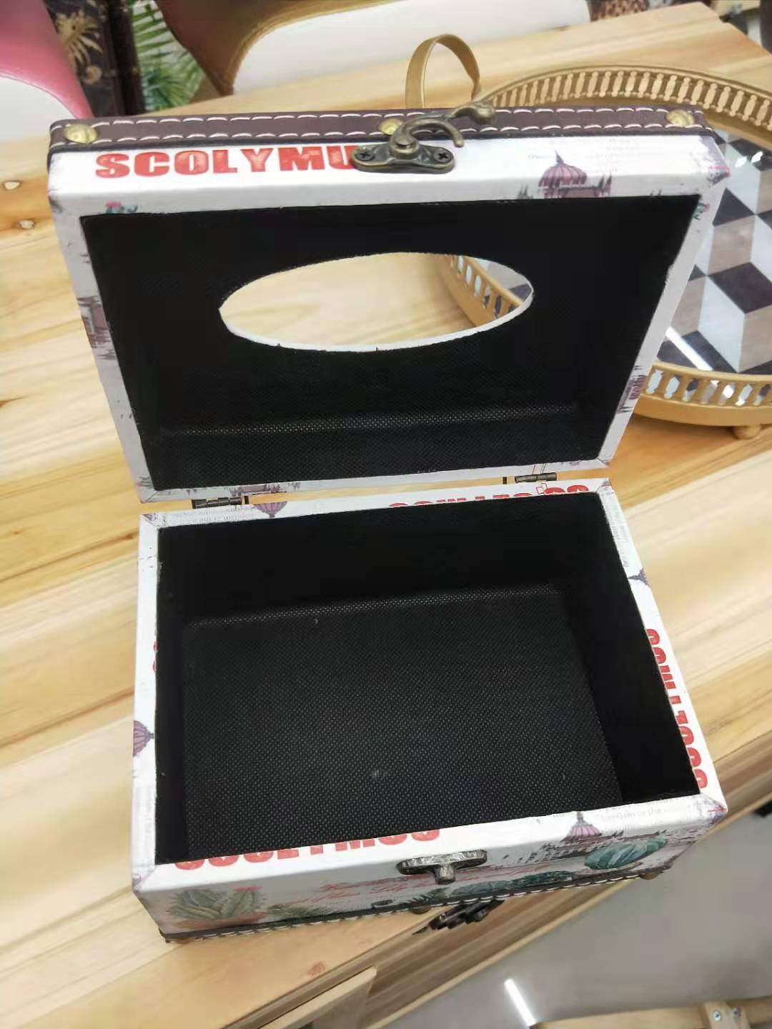 New European and American Pu Density Plate Tissue Box Paper Extraction Box Leather Printed Cactus Tissue Box Wooden Tissue Box Paper Extraction Box New European and American Pu Density Plate Tissue Box Paper Extraction Box Leather Printed Cactus Tissue Box Wooden Tissue Box Paper Extraction Box
