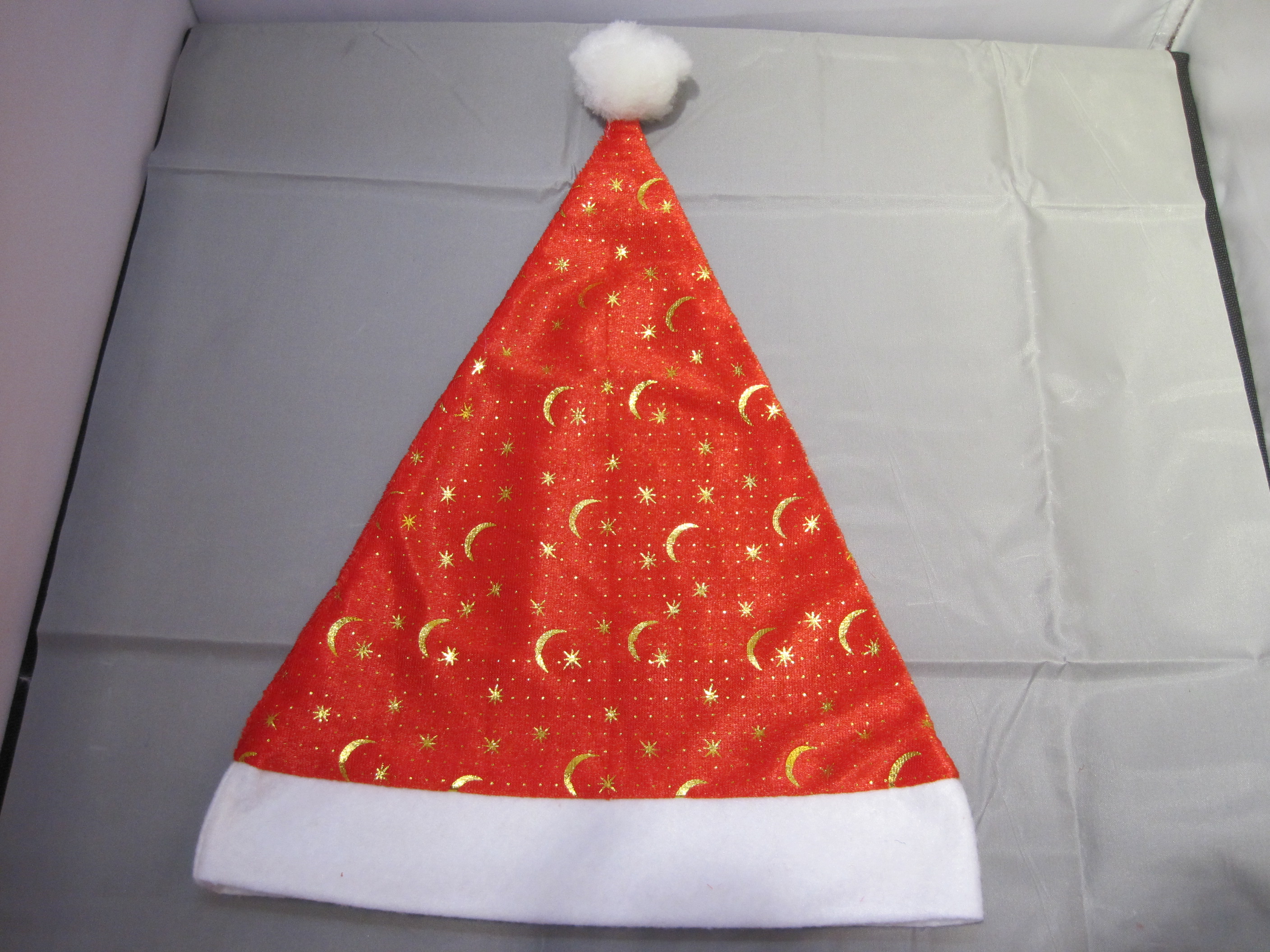 Snow White Christmas hat and Christmas hats for adult children.