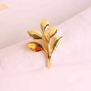 New Fashion Christmas Festival DiningTable Decoration Snowflake Napkin Ring Deer Napkin Ring Christmas Tree Napkin Ring