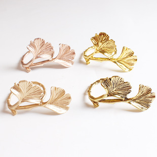 New Fashion Christmas Festival DiningTable Decoration Snowflake Napkin Ring Deer Napkin Ring Christmas Tree Napkin Ring
