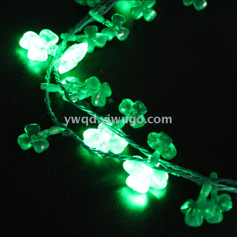 ZD Halloween Christmas Party Supplies Factory Direct Sales Foreign Trade Popular Style Luminous Led Clover Necklace