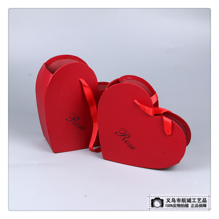 Heart-shaped romantic large valentine's day box birthday gift box creative trumpet love shape. Heart-shaped romantic large valentine's day box birthday gift box creative trumpet love shape.