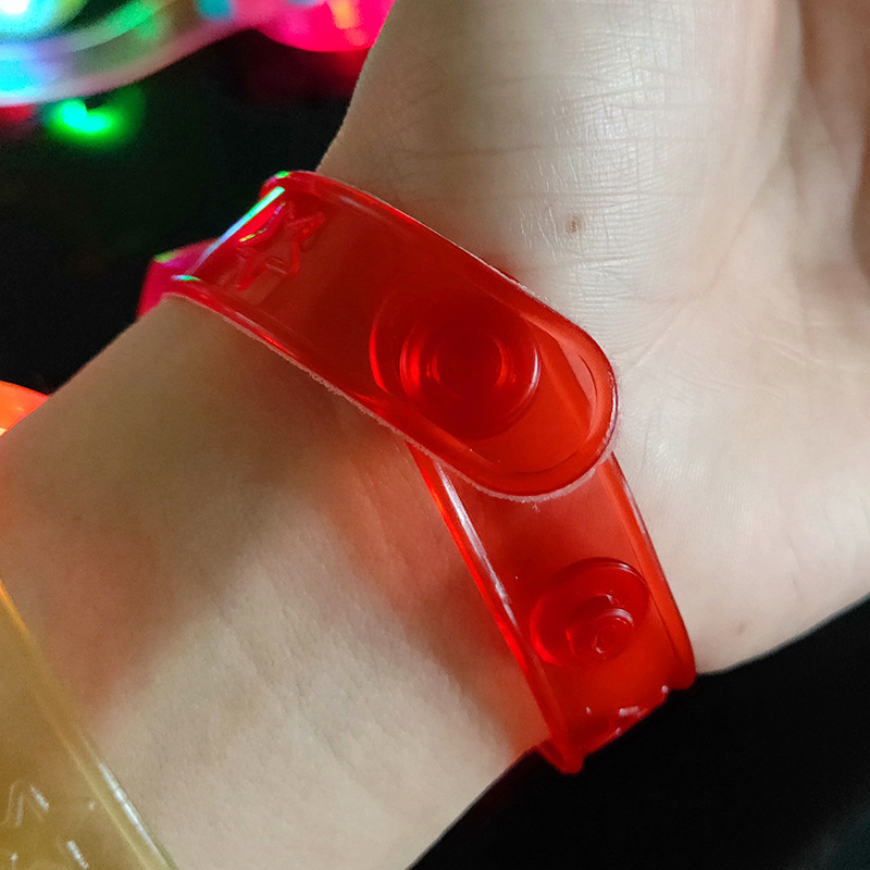 Children's Luminous Wristband Christmas Flash Bracelet Luminous Watch Band Soft Rubber Bracelet Luminous Bracelet Children's Luminous Wristband Christmas Flash Bracelet Luminous Watch Band Soft Rubber Bracelet Luminous Bracelet