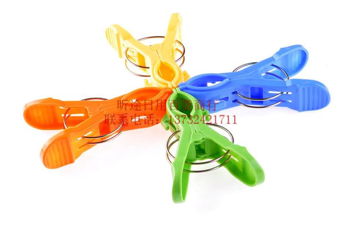 XT-1081 Large Size Strong Windproof Clip Drying Quilt Clip Clothes Drying Plastic Clip Clothes Pin Big Clip XT-1081 Large Size Strong Windproof Clip Drying Quilt Clip Clothes Drying Plastic Clip Clothes Pin Big Clip