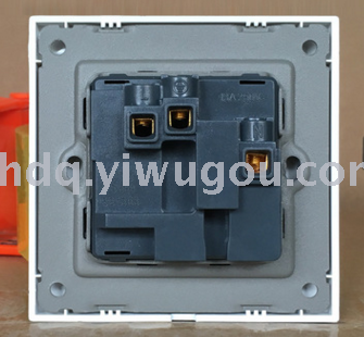 AK8013S African French socket. AK8013S African French socket.