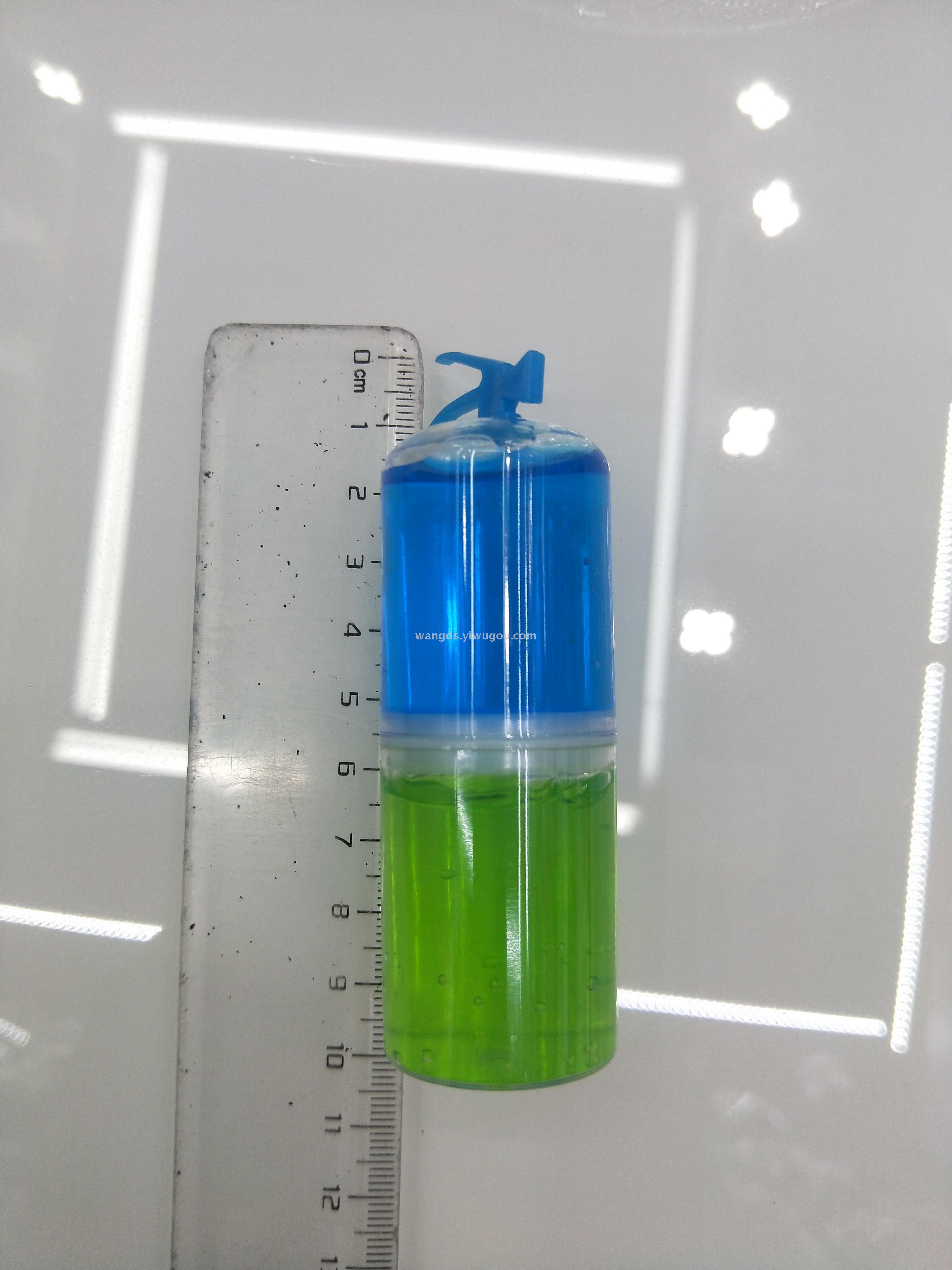 Medium fire extinguisher crystal mud