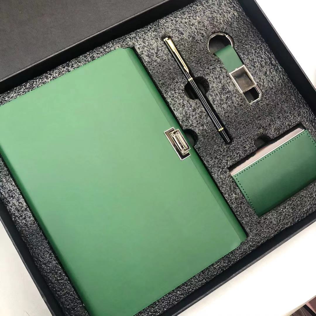 High-End Business Gift Box with Pen and Keychain with Business Card Case Customization High-End Business Gift Box with Pen and Keychain with Business Card Case Customization