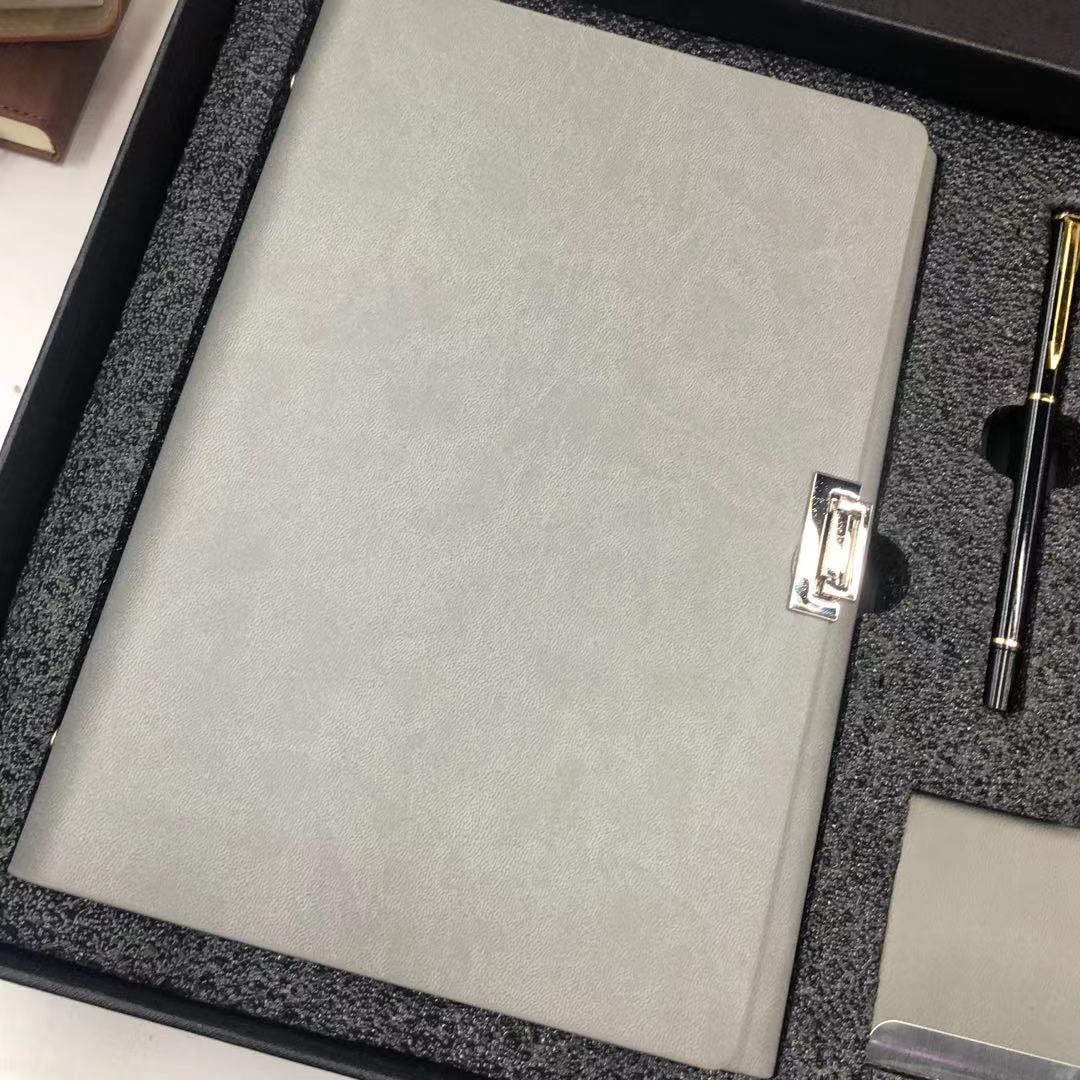 High-End Business Gift Box with Pen and Keychain with Business Card Case Customization High-End Business Gift Box with Pen and Keychain with Business Card Case Customization