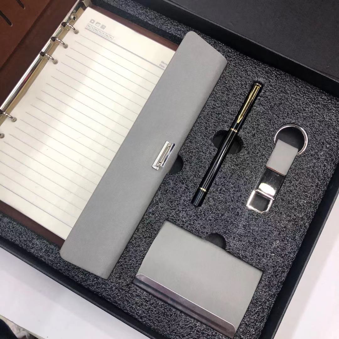 High-End Business Gift Box with Pen and Keychain with Business Card Case Customization High-End Business Gift Box with Pen and Keychain with Business Card Case Customization