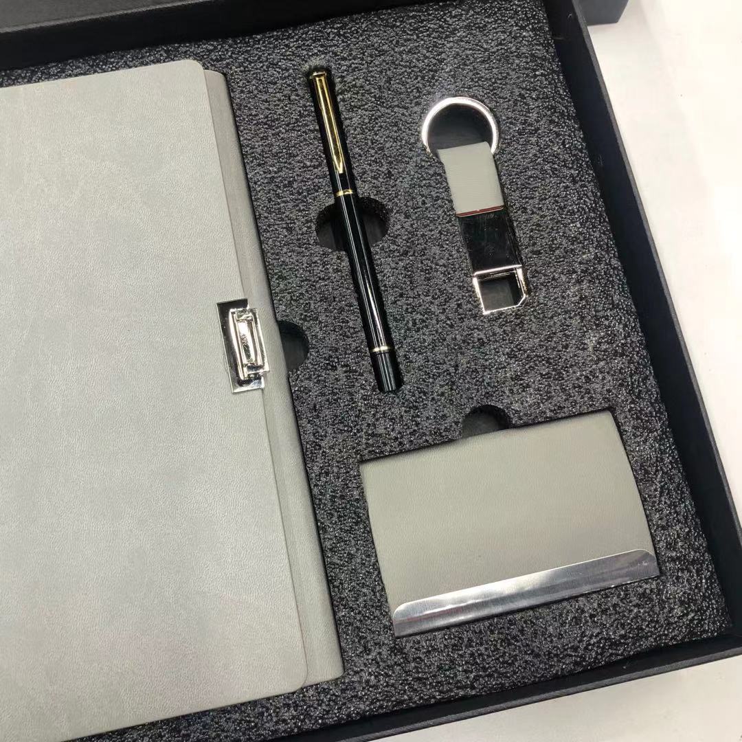 High-End Business Gift Box with Pen and Keychain with Business Card Case Customization High-End Business Gift Box with Pen and Keychain with Business Card Case Customization