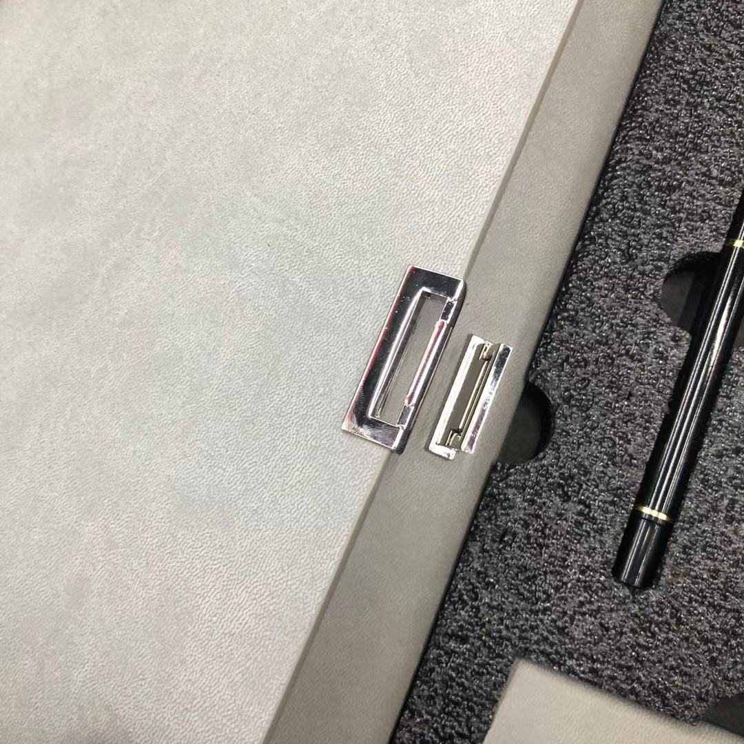 High-End Business Gift Box with Pen and Keychain with Business Card Case Customization High-End Business Gift Box with Pen and Keychain with Business Card Case Customization
