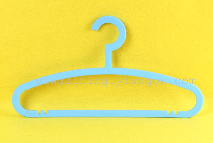 Simple Plastic windbreaker racks clothing store Seamless Skidless clothes hang air clothes breech-Rack Hangers Simple Plastic windbreaker racks clothing store Seamless Skidless clothes hang air clothes breech-Rack Hangers