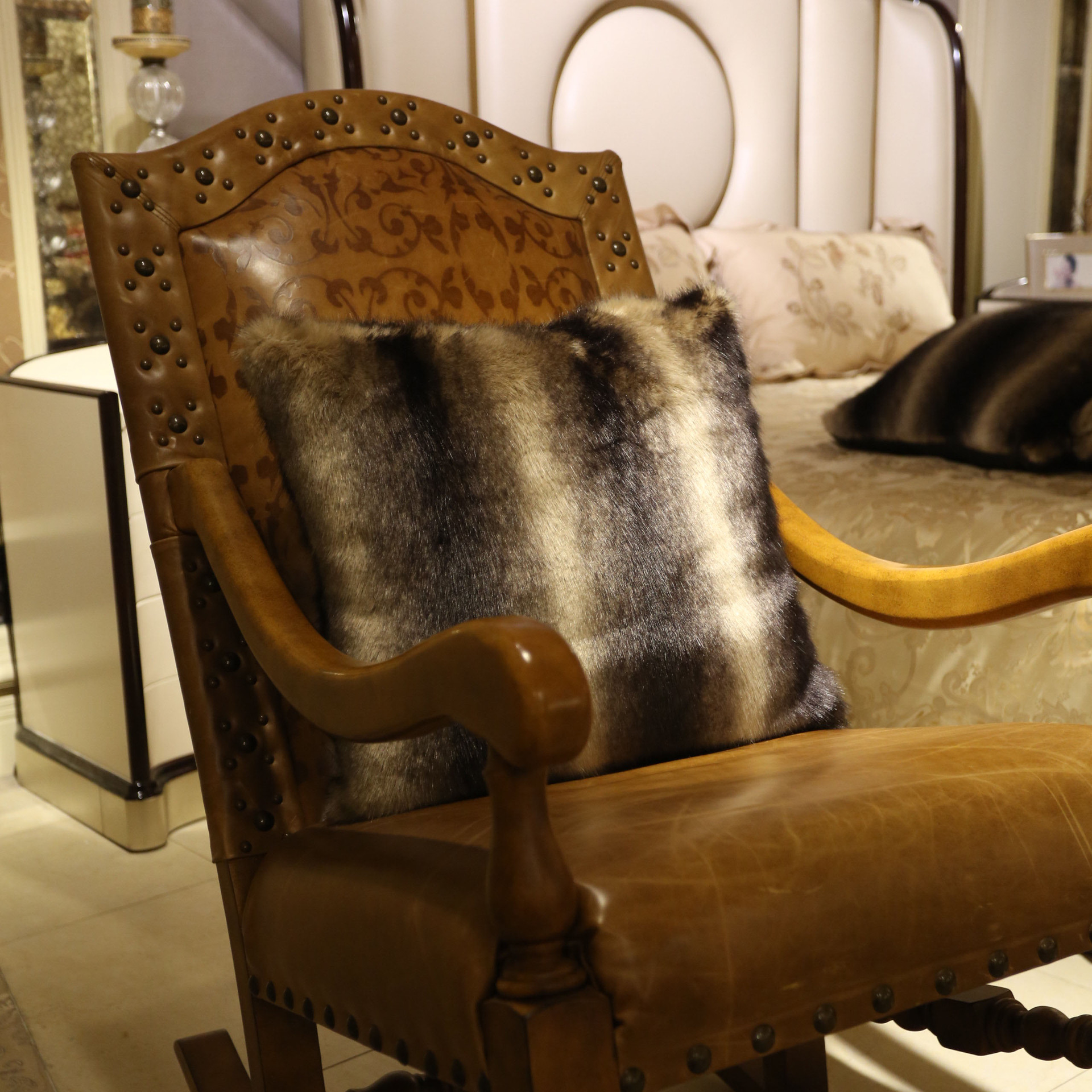 Exclusive for Cross-Border Faux Fur Pillow Cover Couch Pillow Mink Fur Pillow Cover Flame Retardant Lint-Free Factory Direct Sales