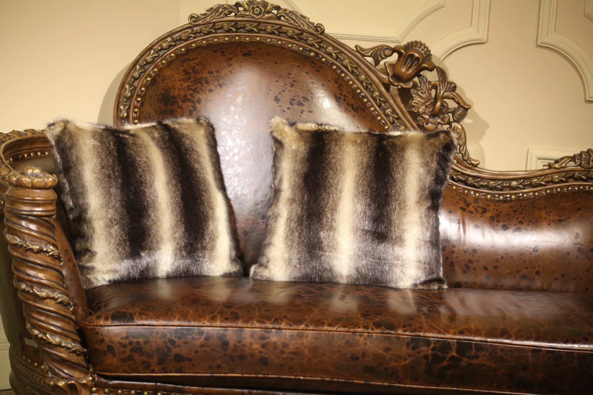 Exclusive for Cross-Border Faux Fur Pillow Cover Couch Pillow Mink Fur Pillow Cover Flame Retardant Lint-Free Factory Direct Sales