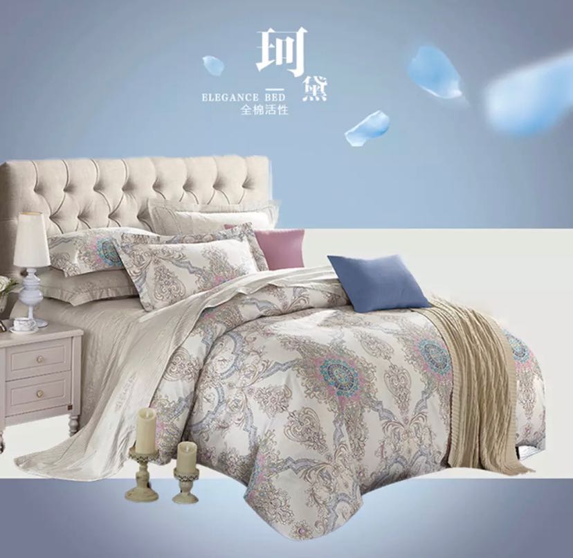 Pure cotton four-piece wedding student hotel bed quilt pillow pillow pillow case full cotton quilt.