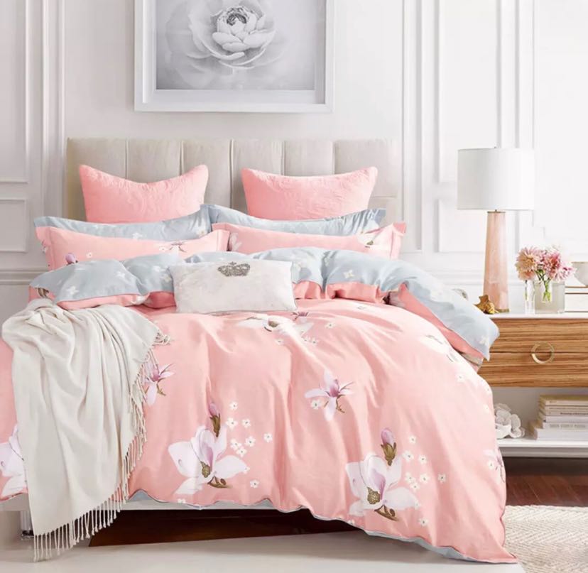 Pure cotton four-piece wedding student hotel bed quilt pillow pillow pillow case full cotton quilt.