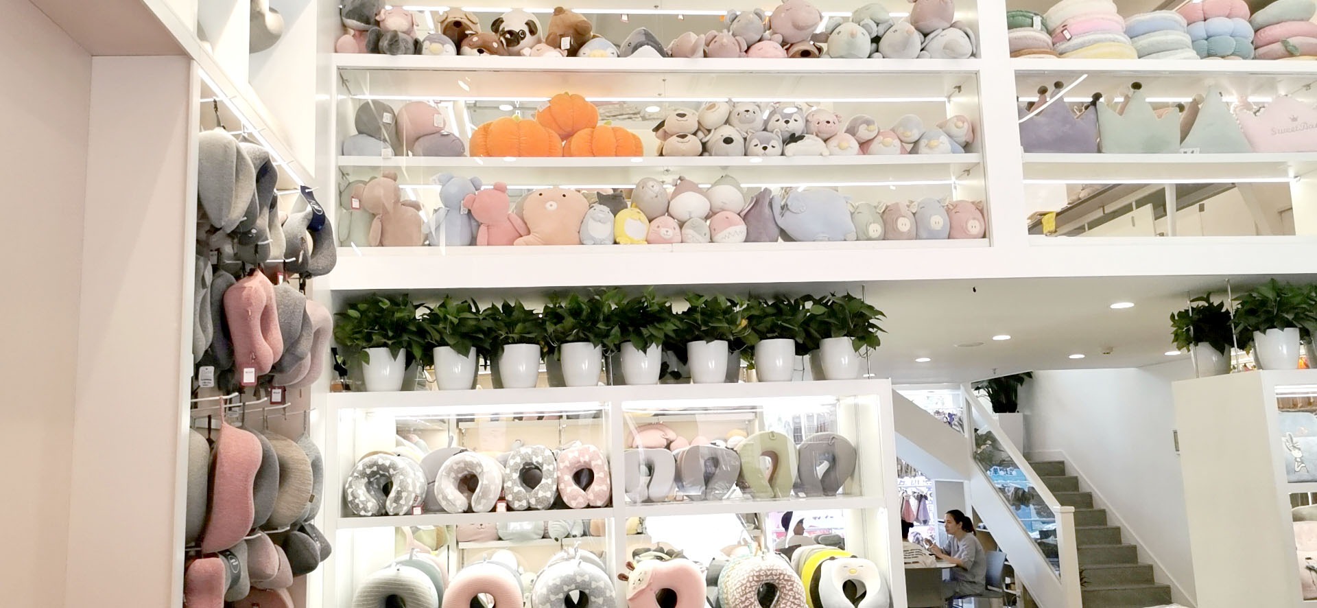 Leisure house brand new memory cotton U pillow daily department store U - type neck pillow travel neck pillow Leisure house brand new memory cotton U pillow daily department store U - type neck pillow travel neck pillow