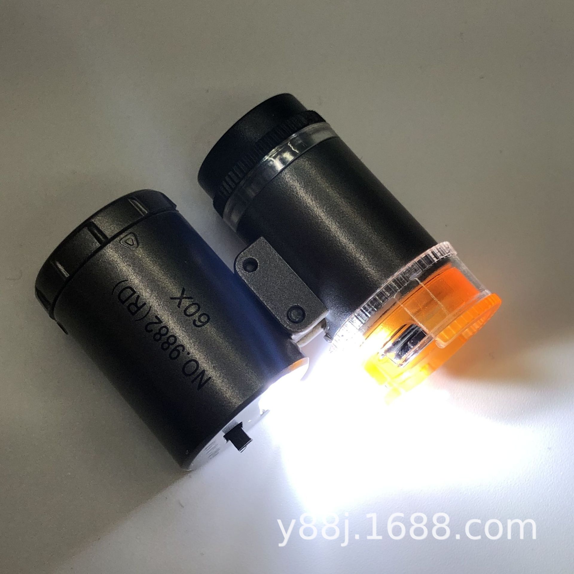 New UV Lamp LED Light with Money Detector Adjustable 60 Times Portable Microscope Magnifying Glass New UV Lamp LED Light with Money Detector Adjustable 60 Times Portable Microscope Magnifying Glass
