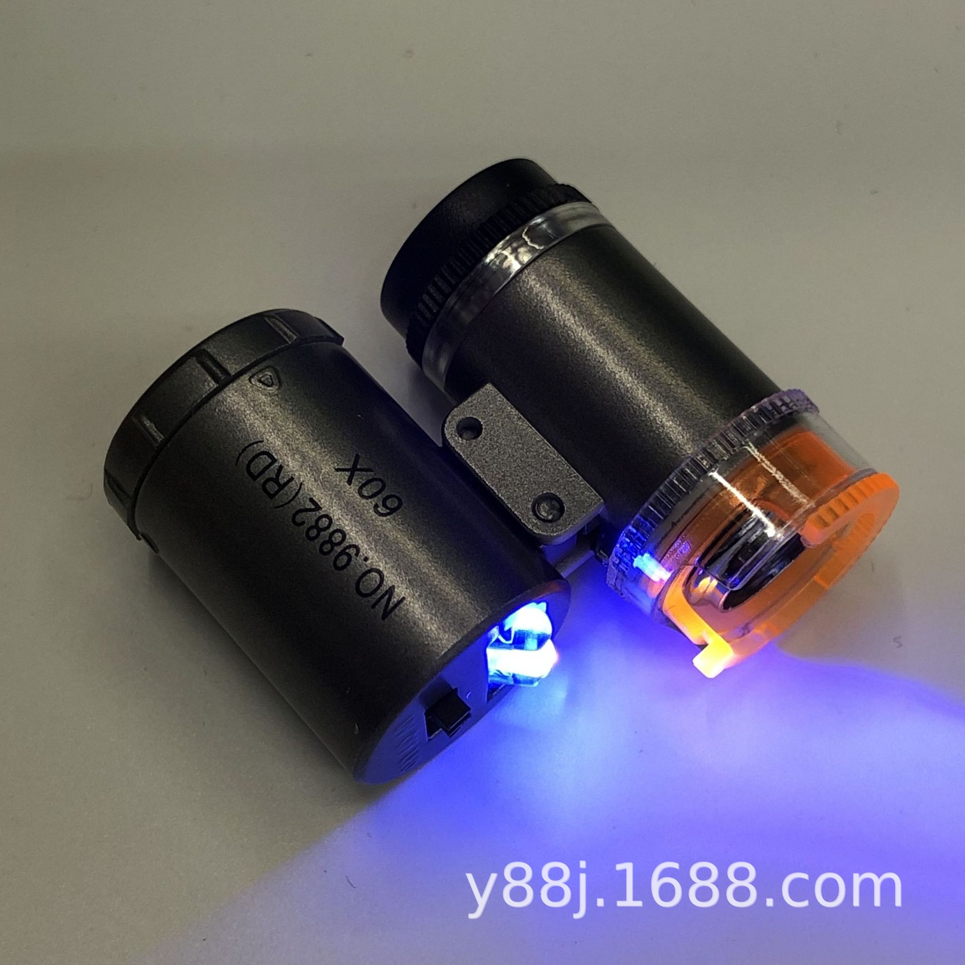 New UV Lamp LED Light with Money Detector Adjustable 60 Times Portable Microscope Magnifying Glass New UV Lamp LED Light with Money Detector Adjustable 60 Times Portable Microscope Magnifying Glass