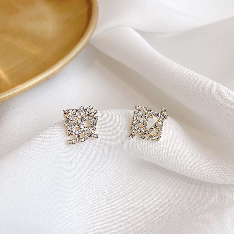 Ethnic Earrings Personality Funny and Simple Fashion Chinese Character Fortune Stud Earrings Internet Hot Rhinestones New Year Celebration Earrings for Women