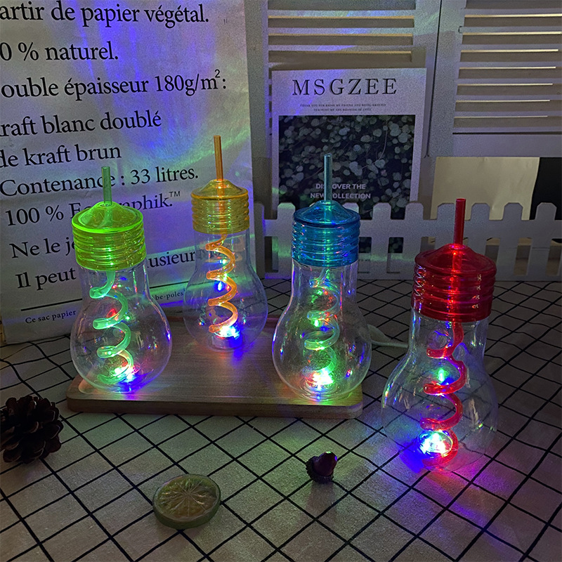 Cross-Border Luminous Bulb with Light Creative Disposable Plastic Cup Children&#039;s Straw Scenic Spot Milk Tea and Beverage Cup Manufacturer
