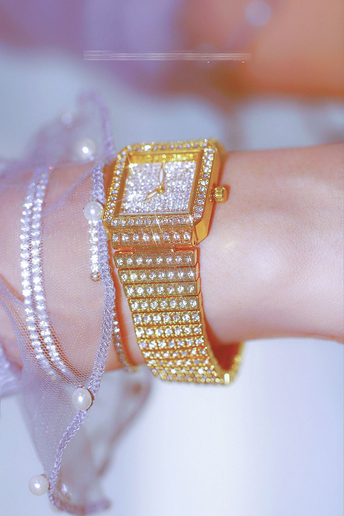 BS New Arrival Hot Sale Watch Factory Direct Sales Foreign Trade Linked List Custom Square Flash Starry Sky Women's Watch Full of Diamonds Fa1586 BS New Arrival Hot Sale Watch Factory Direct Sales Foreign Trade Linked List Custom Square Flash Starry Sky Women's Watch Full of Diamonds Fa1586