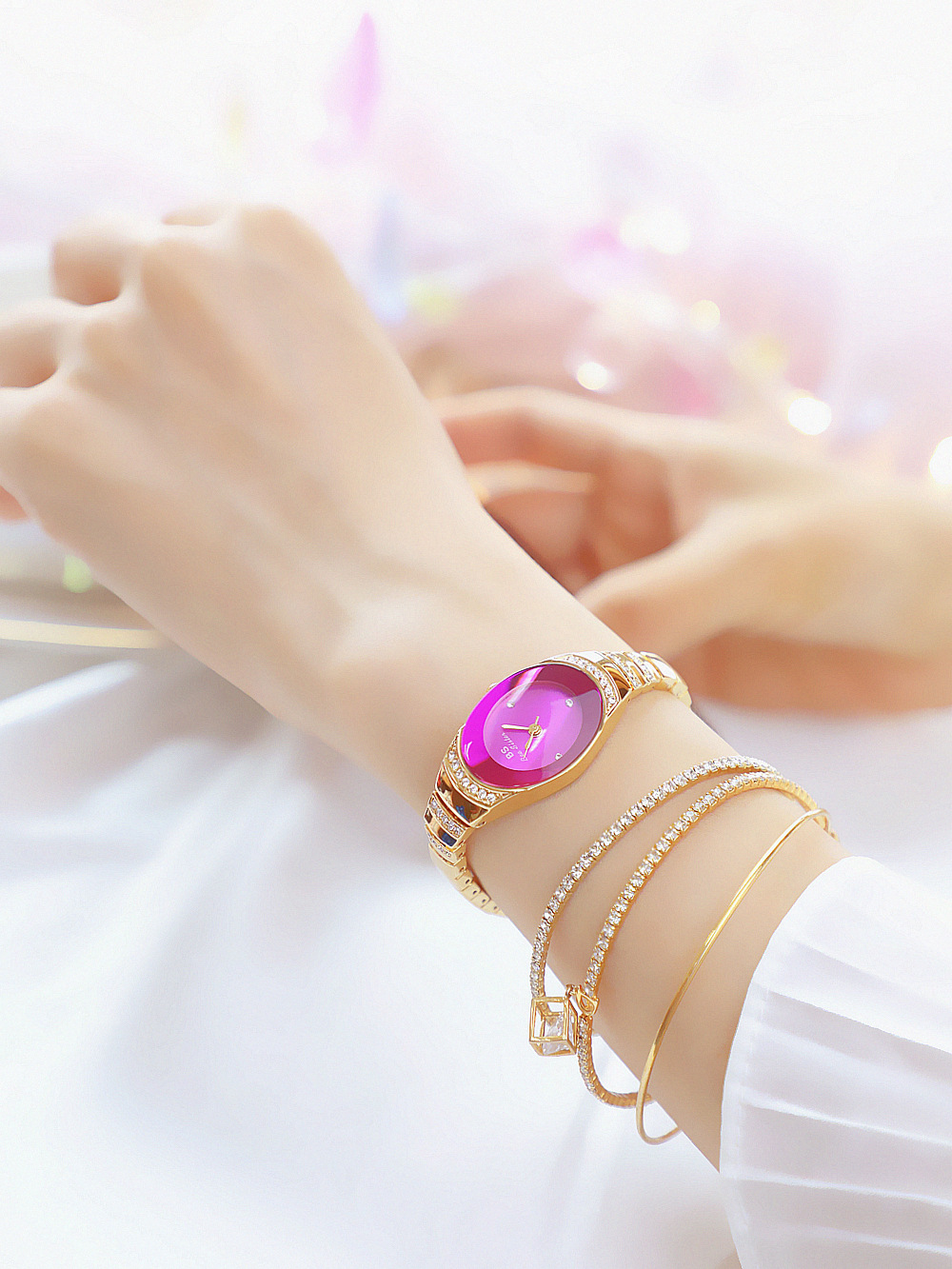 BS New Arrival Hot Sale Watch Factory Direct Sales Foreign Trade Linked List Customization Women's Watch Full of Diamonds One Piece Dropshipping Fa1640