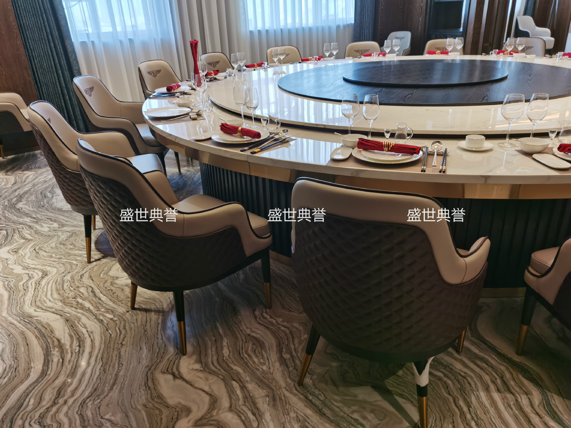 Resort Hotel Solid Wood Electric Dining Table and Chair Villa Solid Wood Dining Chair Restaurant Box Bentley Chair Resort Hotel Solid Wood Electric Dining Table and Chair Villa Solid Wood Dining Chair Restaurant Box Bentley Chair