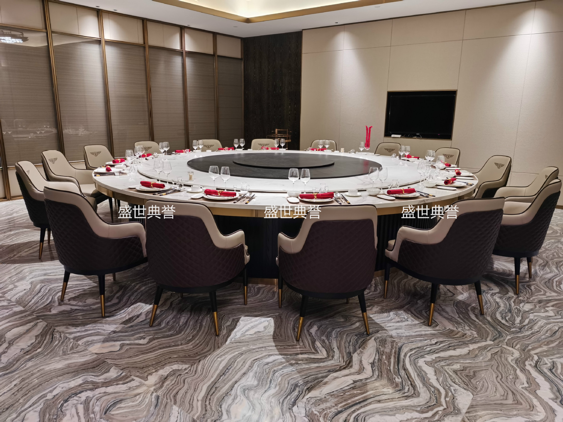 Resort Hotel Solid Wood Electric Dining Table and Chair Villa Solid Wood Dining Chair Restaurant Box Bentley Chair Resort Hotel Solid Wood Electric Dining Table and Chair Villa Solid Wood Dining Chair Restaurant Box Bentley Chair