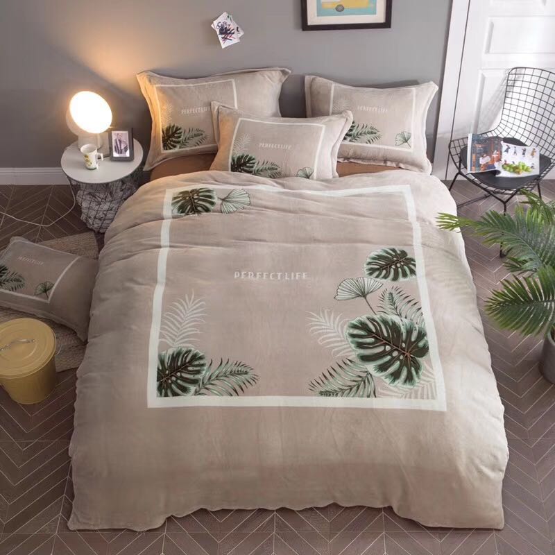 Cartoon Baby Fleece Crystal Velvet Thermal Set Four-Piece Bedding Set