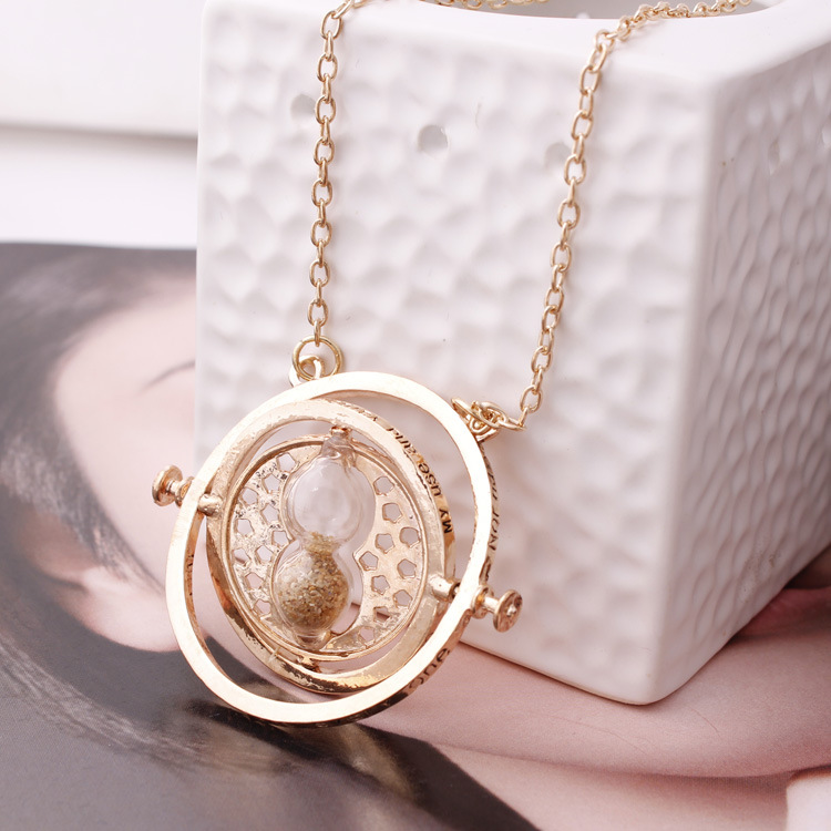 European and American Jewelry Time Time Converter Hourglass Necklace Accessories Factory Wholesale European and American Jewelry Time Time Converter Hourglass Necklace Accessories Factory Wholesale