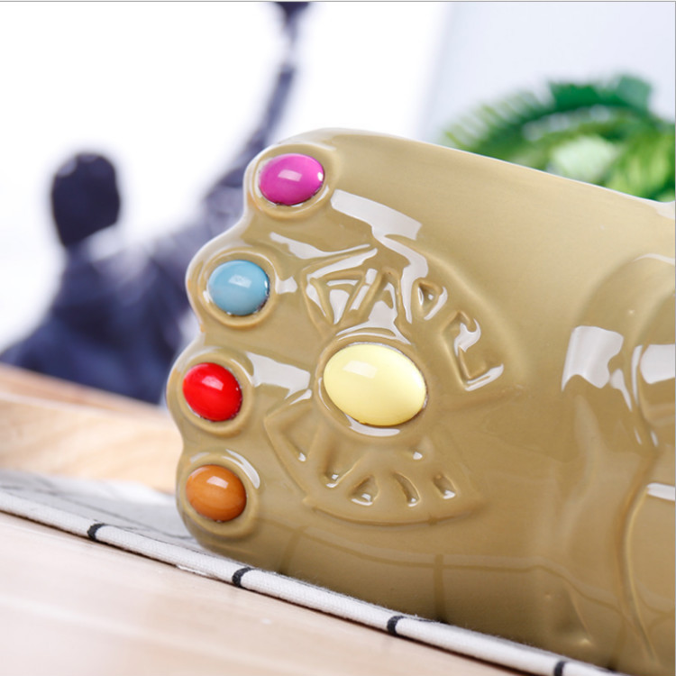 Individual Porcelain Mug Avengers 3D Thanos Unlimited Gloves Cup Five Colors Stick-on Crystals Large Capacity Drinking Cup Individual Porcelain Mug Avengers 3D Thanos Unlimited Gloves Cup Five Colors Stick-on Crystals Large Capacity Drinking Cup
