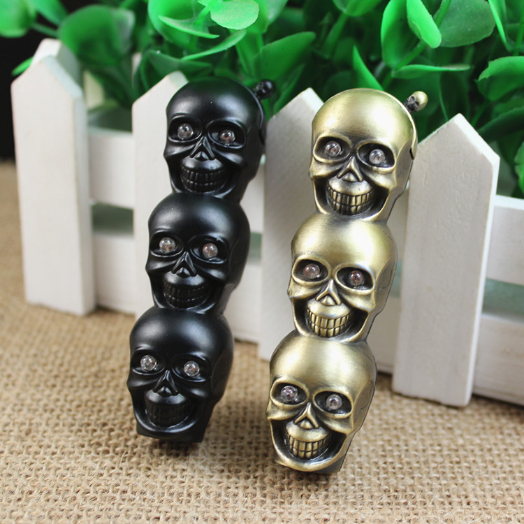 Creative personality unique styling 8,083 ghost skull light wind-proof metal lighter Creative personality unique styling 8,083 ghost skull light wind-proof metal lighter