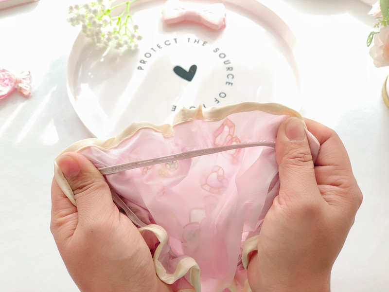 Cute cartoon double bath cap Merledi waterproof bath cap corner biological shampoo kitchen lampblack hair cap Cute cartoon double bath cap Merledi waterproof bath cap corner biological shampoo kitchen lampblack hair cap