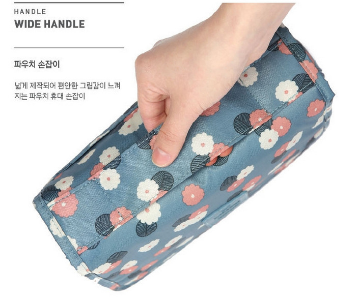 travel hook wash gargle bag can be hung with a storage bag portable ladies large capacity folding makeup bag
