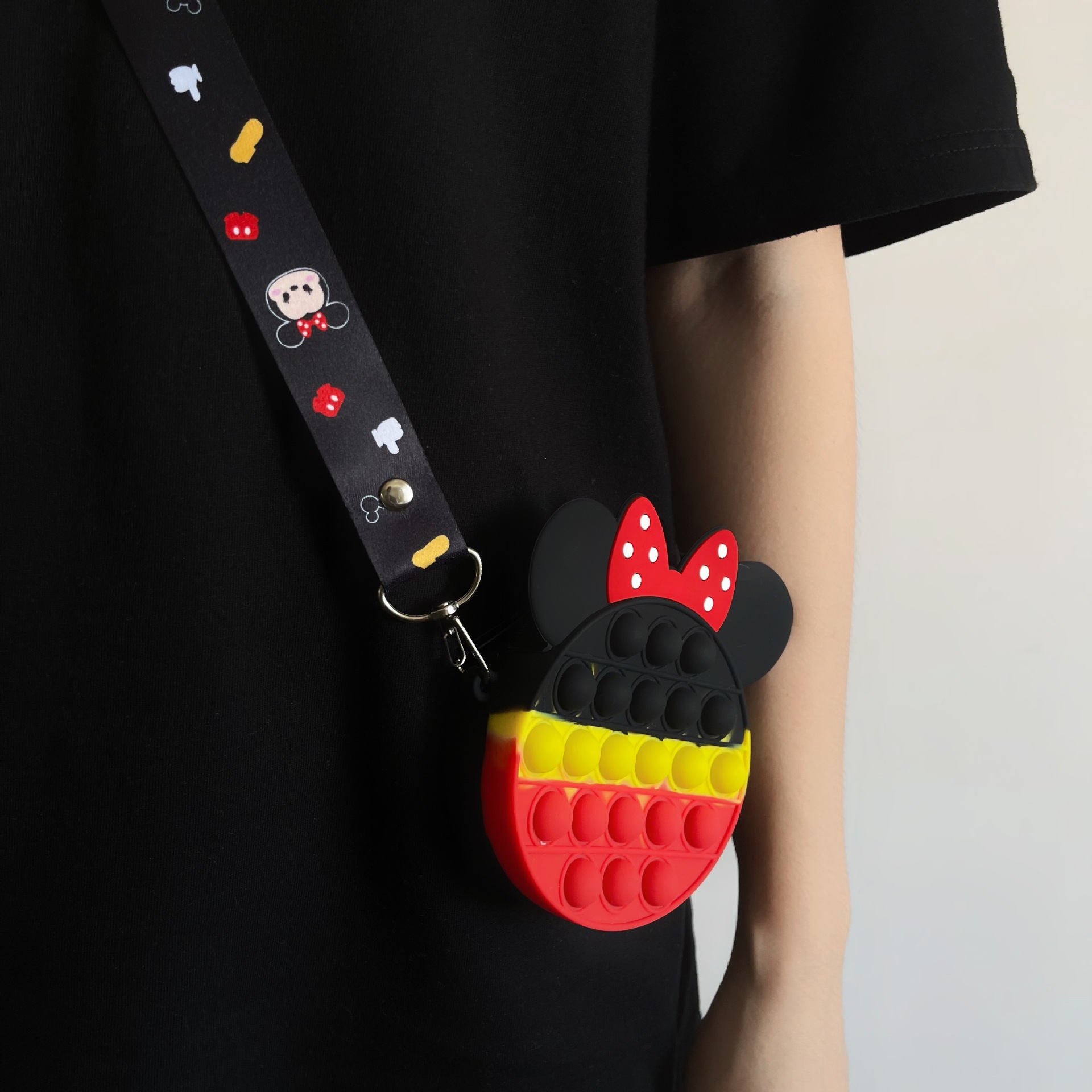 Japan and South Korea Cute Fashion Silicone Children Bubble Mickey Minnie Coin Purse Crossbody Girl Lipstick Key Storage Bag Japan and South Korea Cute Fashion Silicone Children Bubble Mickey Minnie Coin Purse Crossbody Girl Lipstick Key Storage Bag