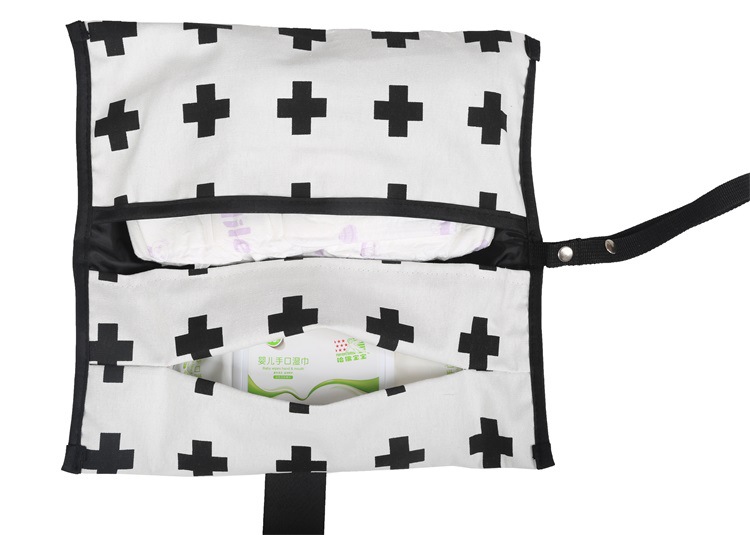 Cross-Border New Baby Diaper Changing Storage Bag Wet Tissue Portable Diaper Bag Black and White with Cotton Machine Washable