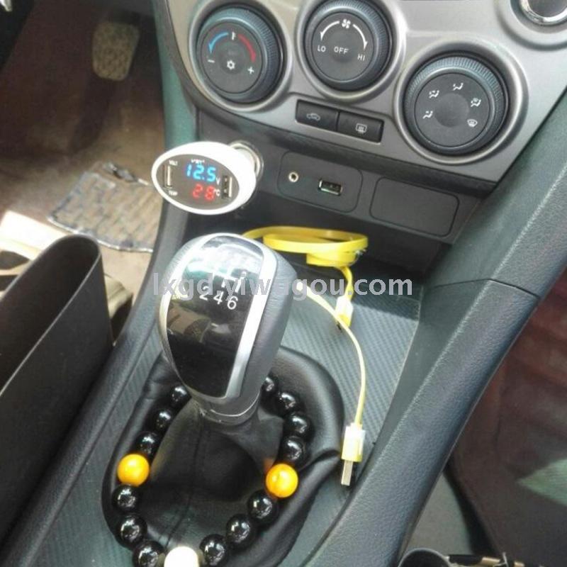 VST-708 Car Multifunction USB Charger with Voltmeter Thermometer Digital Display Three-in-One VST-708 Car Multifunction USB Charger with Voltmeter Thermometer Digital Display Three-in-One