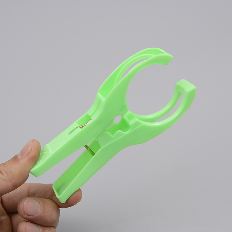 Factory Direct Sales Large High Quality Plastic Clip Five Plastic Quilt Clip Windproof Clothespin Quilt Clip Wholesale