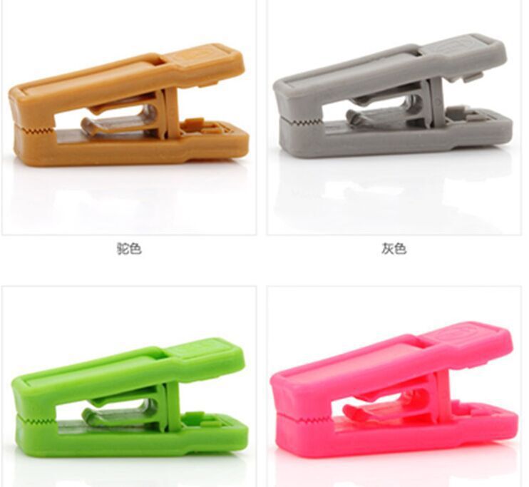 Plastic clip plastic pants clip clothespin clip plastic hanger clip a-type clip Plastic clip plastic pants clip clothespin clip plastic hanger clip a-type clip