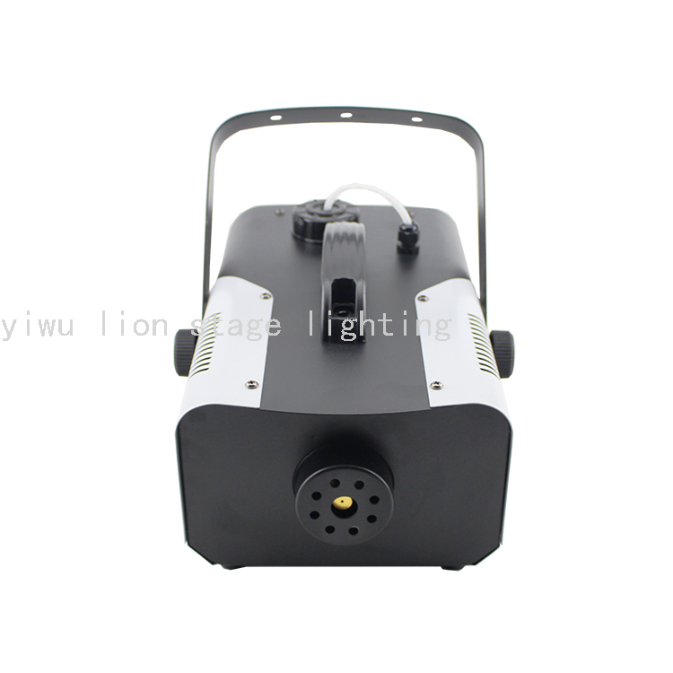 Factory Direct Sales 900w No LED Wedding Stage Smoke Machine Wireless Remote Control Bar Performance Sprayer