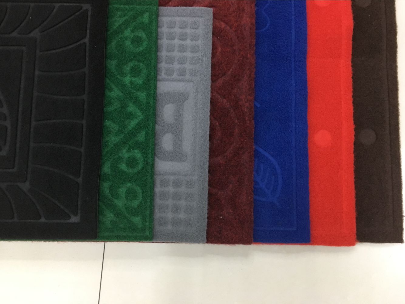 58*88cm PVC embossed mat absorbent non-slip mat door mat foot mat household mat brushed mat floor mat