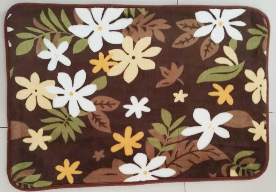 0.7cm thick coral/flannel carpet living room blanket bedside blanket sofa cushion water absorption non-slip mat