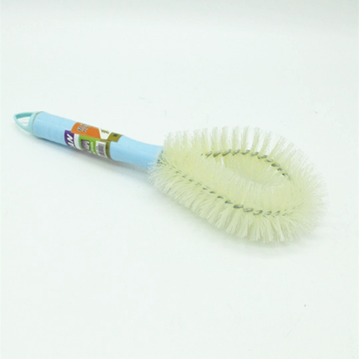 Do not dip the oil pan brush long handle clean brush kitchen wash bowl in addition to oil wash pot brush Do not dip the oil pan brush long handle clean brush kitchen wash bowl in addition to oil wash pot brush