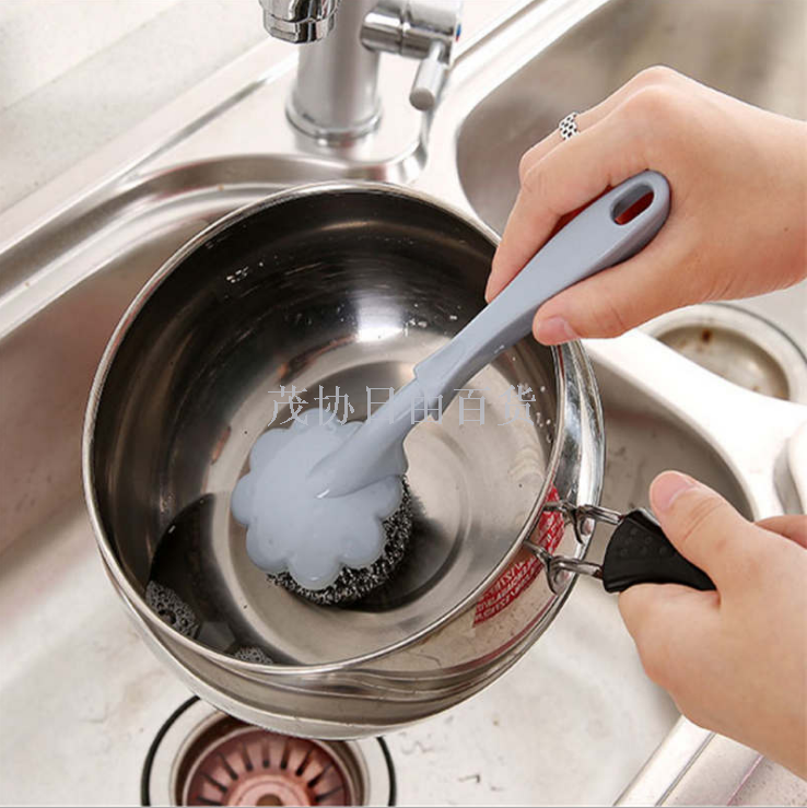Wire ball brush with handle wash the dishes wash the pan clean brush kitchen plum blossom pan brush clean the ball